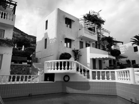 Junior Villa for up to 10 vacationers full view Casa in Piskopiano