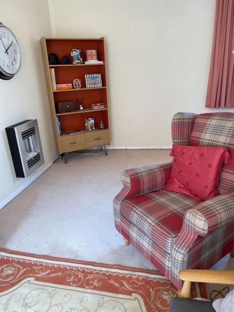 Centre of town House 3 Bedrooms Sleeps 5 and Infant Free Onsite Parking 2 Cars Maison in Kings Lynn
