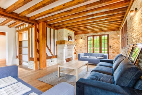 Villa Paséo - 11 Bedrooms - Large Heated Swimming Pool - Near Deauville Villa in Normandy