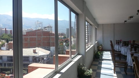 HOTEL MAISON FIORI (Plaza Colon) Hotel in Cochabamba