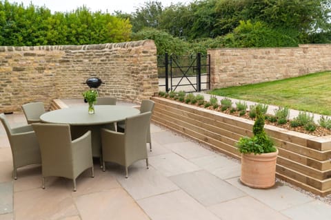 Patio, Garden, Seating area