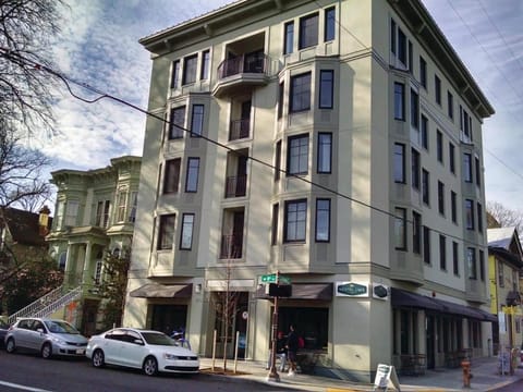 Property building, Facade/entrance, Neighbourhood, Street view, Parking