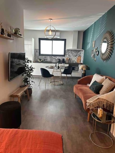 Studio « L’instant présent » balnéothérapie Apartamento in Gaillac