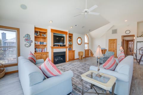 1610 - Wave Hello by Resort Realty House in Corolla