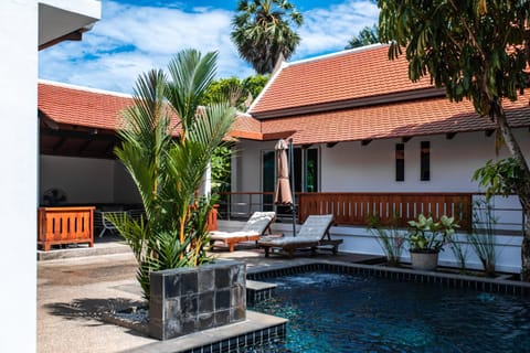 Luxurious Residence Rawai Villa in Rawai