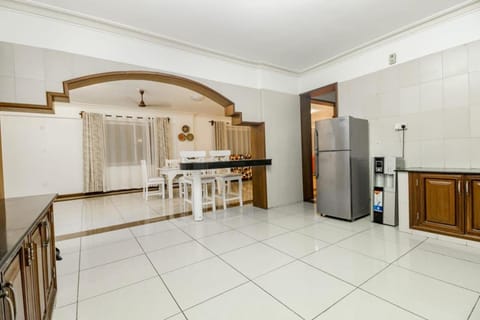 Lealy home sweet home Apartment in Mombasa