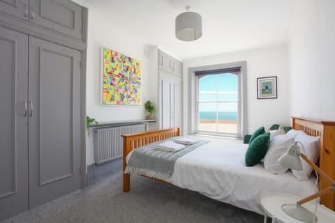 Bedroom, Sea view