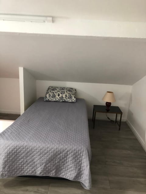 La petite chambre Apartamento in Vitry-sur-Seine