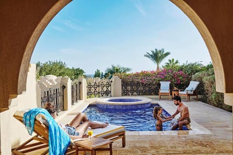 Royal Villas with private pool in Four-Season Sharm - By Royal Vacations EG Chalet in Sharm El-Sheikh