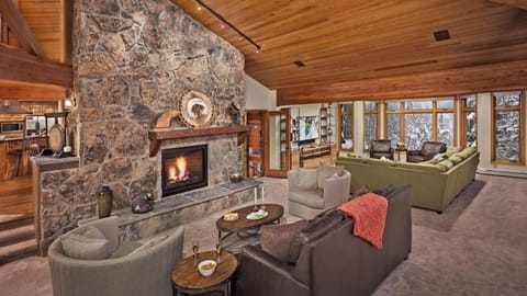 Trails Edge Lodge House in Steamboat Springs