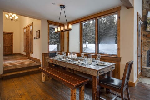 Royal Retreat House in Blue River