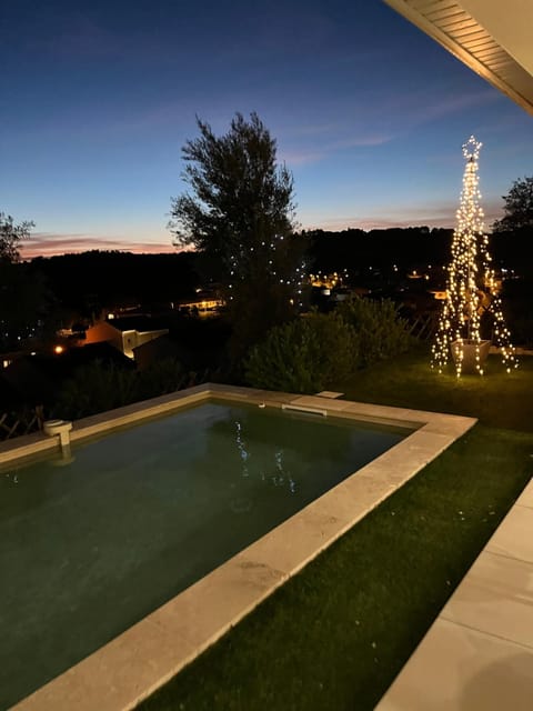 Night, Pool view