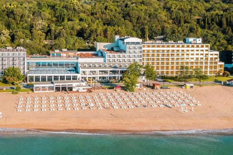GRIFID Encanto Beach Hotel - MediSPA, Ultra All Inclusive & Private Beach Hotel in Varna