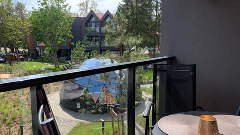 Property building, Patio, Day, Garden, View (from property/room), Balcony/Terrace, Dining area, Garden view, Garden view