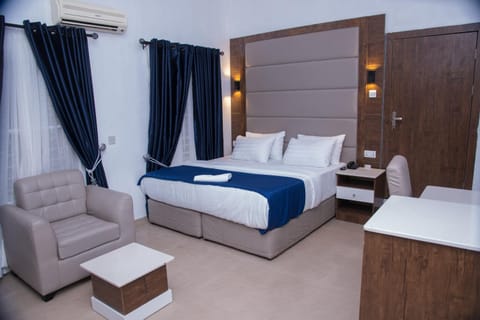 M & A Suites Hotel in Lagos