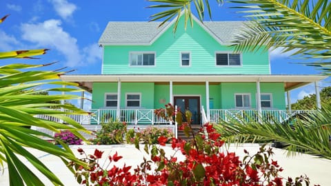 The No Problem at Cottages House in Grand Cayman