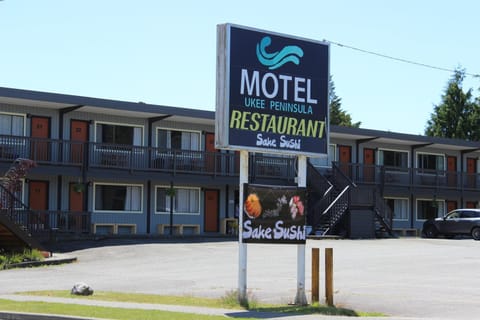 Ukee Peninsula Motel Motel in Ucluelet