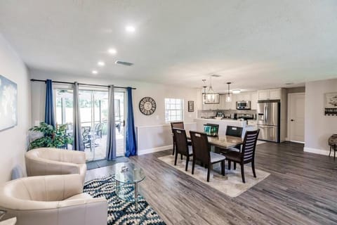Renovated Naples Home with Seasonally Heated Pool House in East Naples