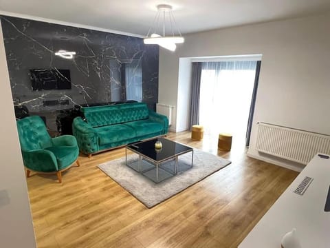 Ciki’s modern apartament Condo in Timisoara
