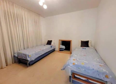 Feeling Home Garden Apartment Apartment in Herzliya