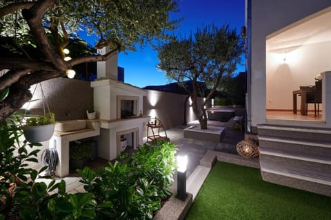 Patio, Night, Garden