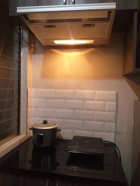 Two Bedrooms with free wifi, netflix,youtube Copropriété in Marikina