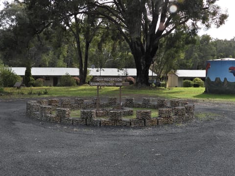 Warrumbungles Mountain Motel Motel in Coonabarabran