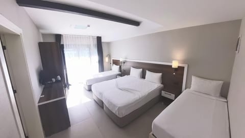 Lulubay Rooms & Suites Hotel in Kusadasi