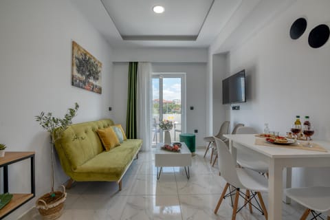 Lysithea Apartments - brand new, stylish & central Apartment hotel in Kissamos