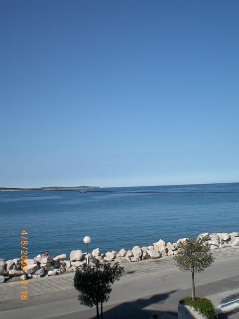 Off site, Neighbourhood, Summer, Beach, Landmark view, Sea view, Sunrise, Quiet street view