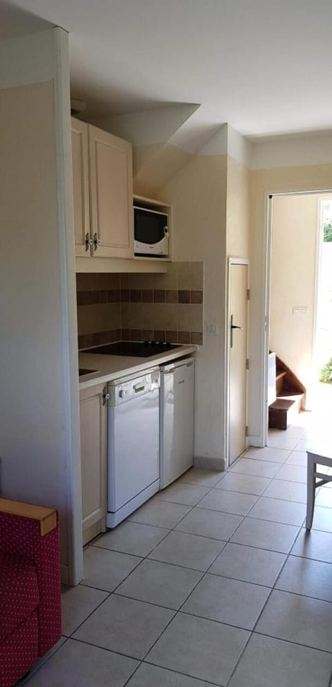 oven, kitchen