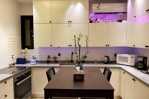 Almajdeah luxurious apt Walk to BlVD Apartment in Riyadh