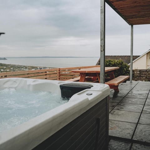 Garden, Hot Tub, View (from property/room), Sea view