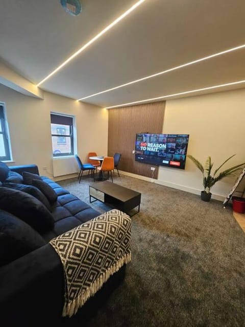 TV and multimedia, Living room, Seating area