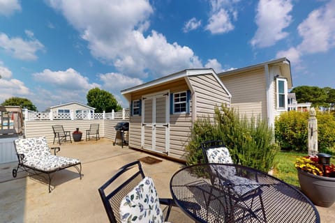 Bay-View Beauty in Assateague Point House in Worcester County