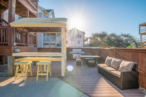 1770 - A Wave from it All by Resort Realty House in Corolla