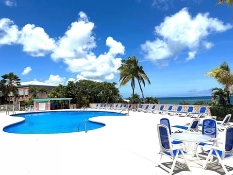 St Croix Bliss - Tranquil Retreat-Ocean Views-Island Breezes Eigentumswohnung in St. Croix