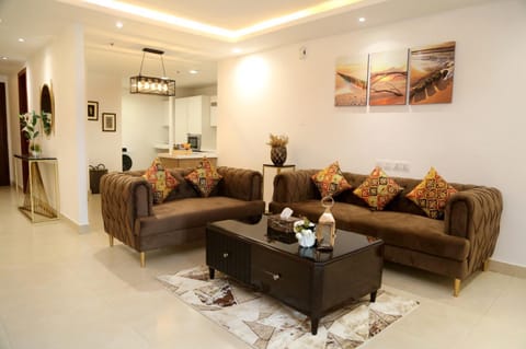 Luxury Apartment with Balcony in Gold Crest, DHA - Skyview Suite Apartment in Lahore