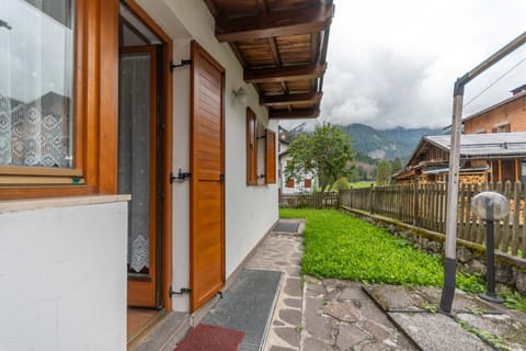 Patio, Garden, Garden view