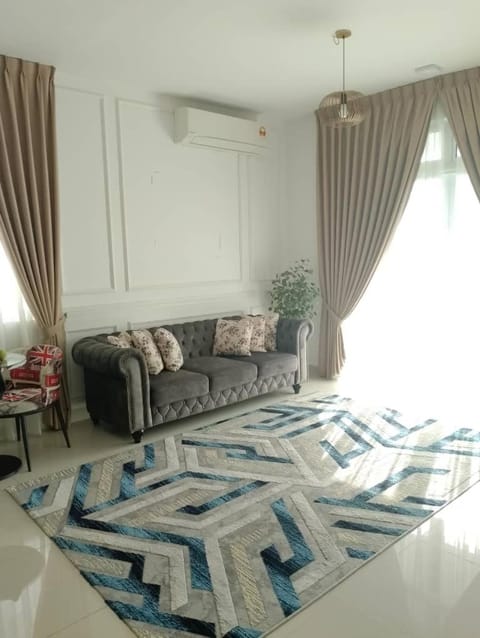 CP11 Putrajaya strictly 6pax and 2cars Apartment in Putrajaya