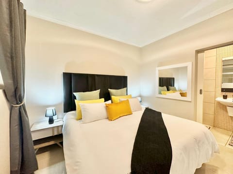 Spacious 2 X King Bed Apartment In Umhlanga Copropriété in Umhlanga