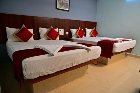 AMULYAM RESIDENCY Hotel in Tirupati