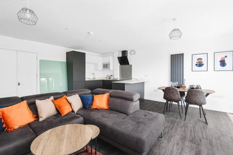 Redland Green Apartments by MyCityHaven Apartment in Bristol