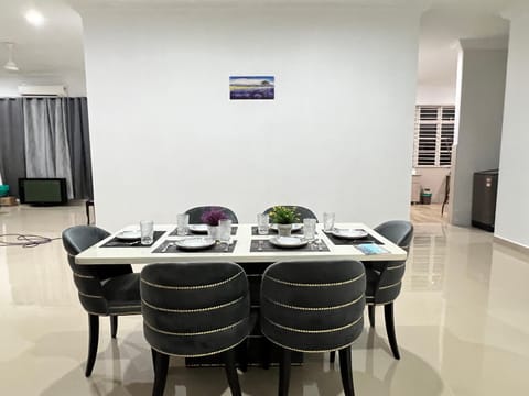 EMPIRE LUXURY ROOM PAKA Vacation rental in Terengganu, Malaysia