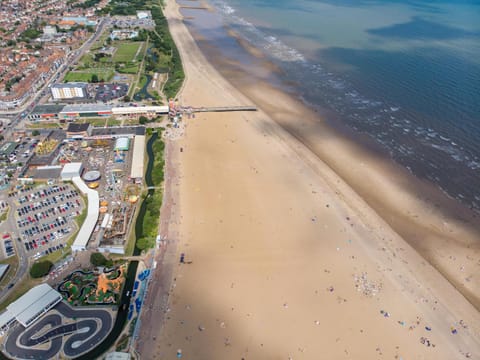 Lovely Dog Friendly Caravan At Southview Holiday Park In Skegness Ref 33053s Campingplatz /
Wohnmobil-Resort in Skegness