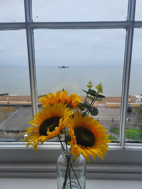 Herne Bay Seaside Escape Apartment in Herne Bay