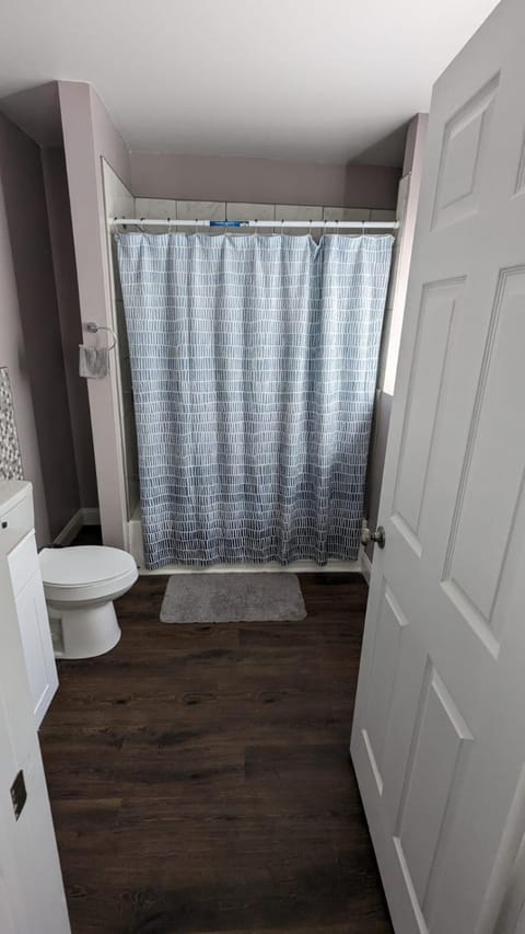 Private room and bathroom Urlaubsunterkunft in Providence