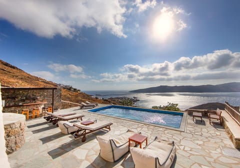 Pool view, Sea view, Swimming pool