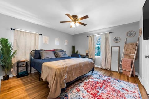 Renovated Brooklyn Townhome 9 Miles from Downtown Casa in Brooklyn