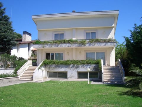 Property building, Garden